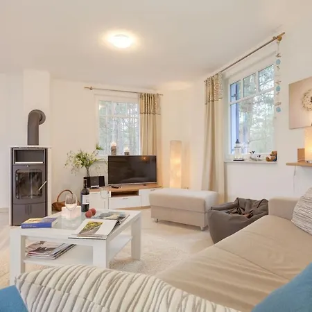 Wave Rider Comfortable Holiday home Glowe